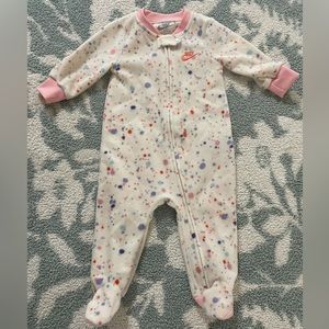 Baby Nike Girl Footie Onesie PJ Polkadot zipper 3-6M